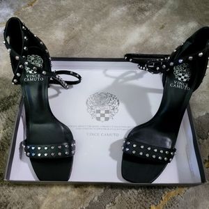 Vince camuto heels size 9
